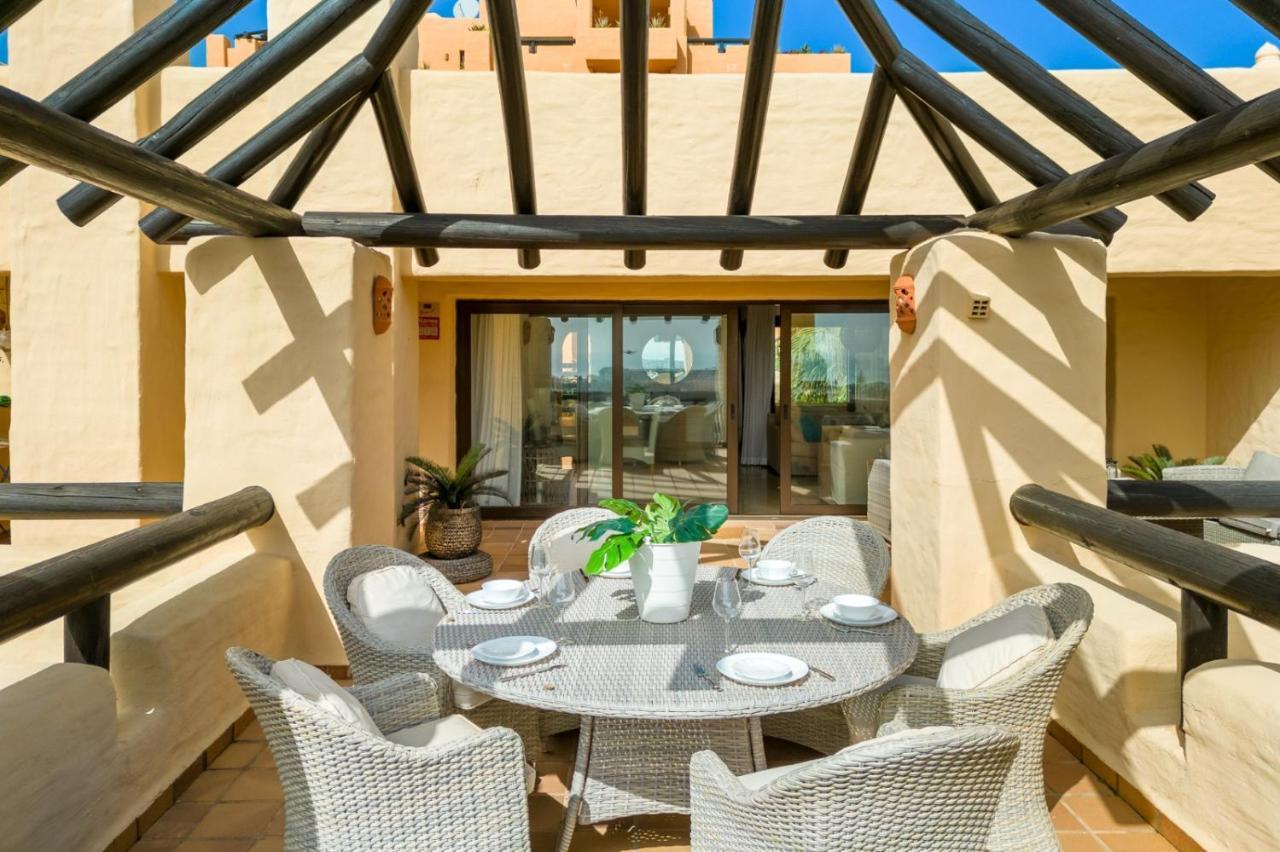 15 First Line Penthouse With Wonderful Seaview Near Duquesa Golf Manilva Andaluciaアパートメント エクステリア 写真